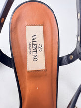 Valentino Garavani Rockstud T strap Block Sandals Heels Size 40/ 10