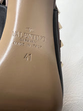 Valentino Garavani Black Leather Rockstud caged heels  Size 41
