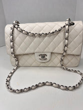 Chanel medium classic double flap White caviar / shw hardware shoulder bag