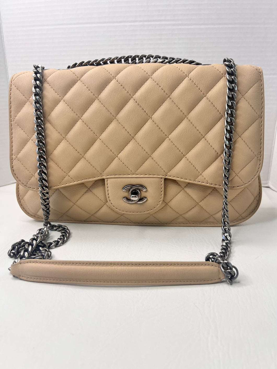 Chanel 16k double flap bag in light beige calfskin leather crossbody- full set