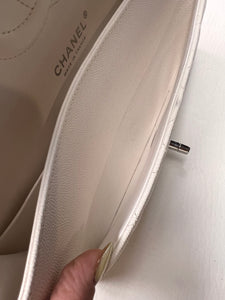 Chanel medium classic double flap White caviar / shw hardware shoulder bag