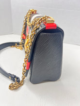 LOUIS VUITTON Epi Monogram Complice Trunks and Bags Twist Shoulder Bag MM Black