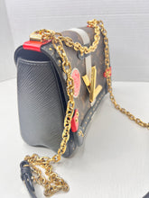 LOUIS VUITTON Epi Monogram Complice Trunks and Bags Twist Shoulder Bag MM Black