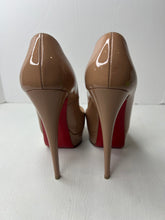 Christian Louboutin Jenny 150mm Peep Toe Nude Patent Platform Pumps Heels size 38.5