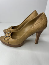 Gucci Guccisimma Horsebit Open Toe Light Sand Leather Heels Size 8.5