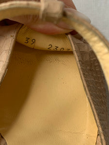 Giuseppe Zanotti Nude T-Strap Leather Peep Toe Sandal Heel Size 39/9