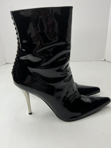 STUART WEITZMAN BLACK SOFT PATENT LEATHER  CHAIN UP BOOTIES  US 7.5