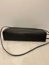 Louis Vuitton Dinard Epi leather handbag /clutch